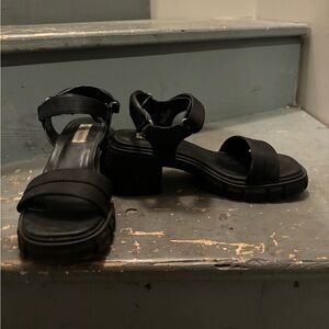 Steve Madden Tyde Sandal